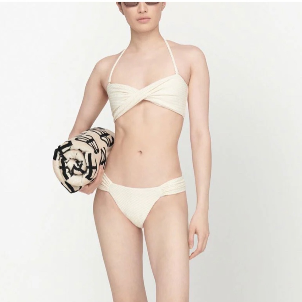 Rosa Bikini set in cream